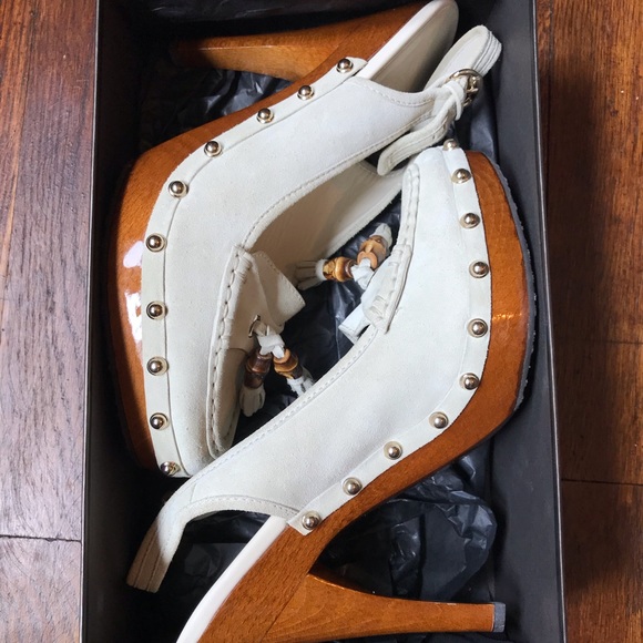 Gucci studded suede wooden heel loafer - Picture 3 of 6